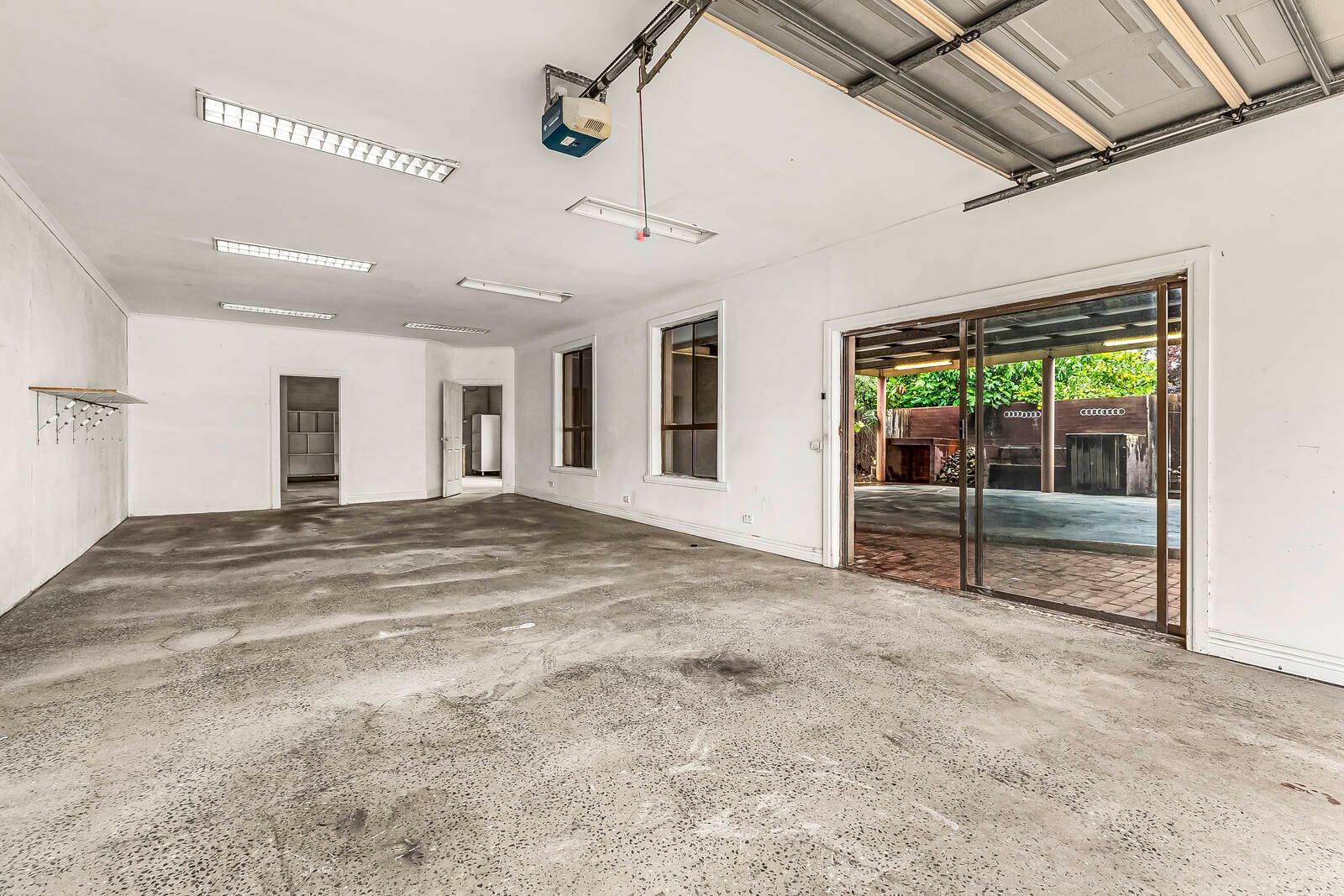 Property Gallery Thumbnail 10