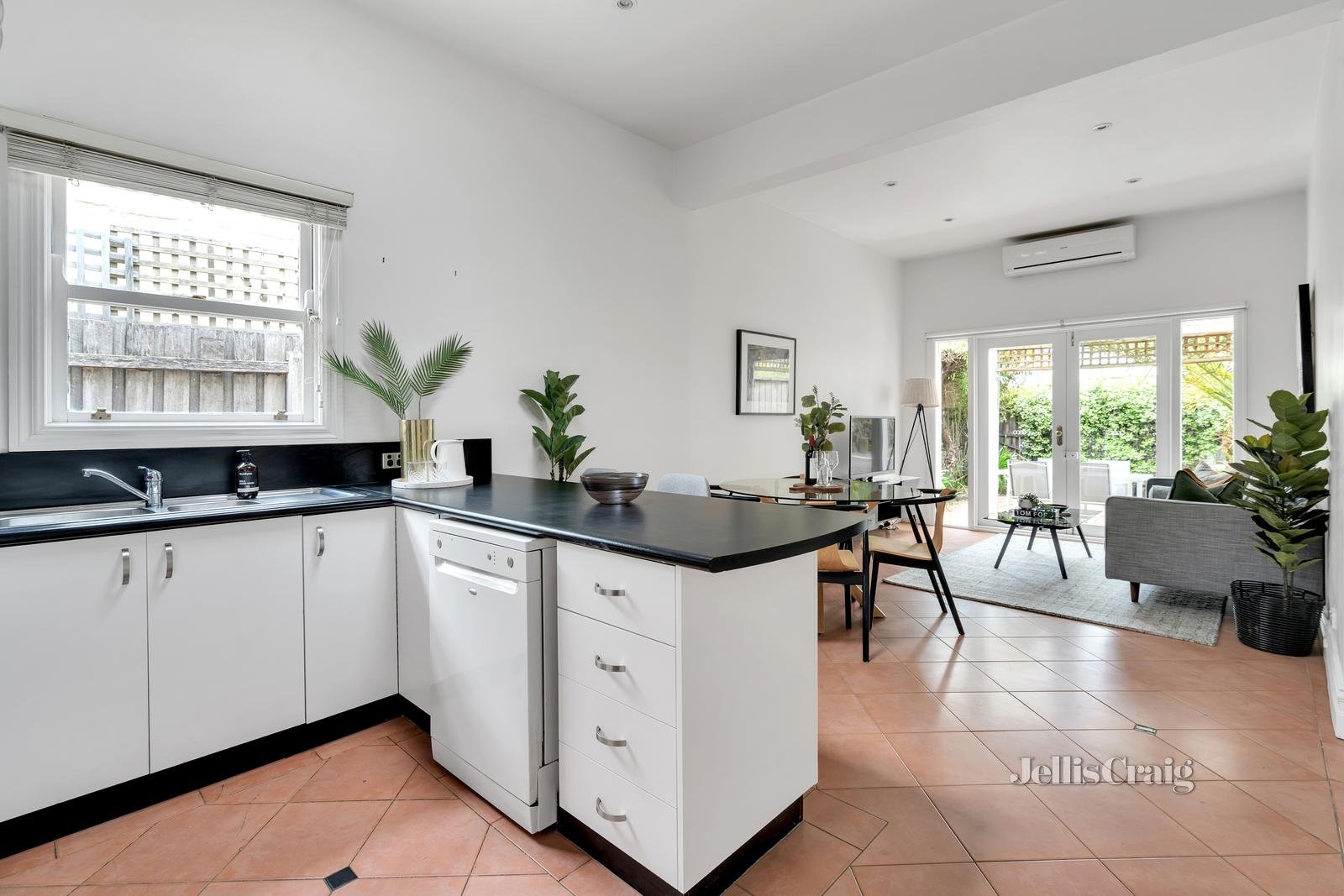 23 Davison Street, Brunswick image 6