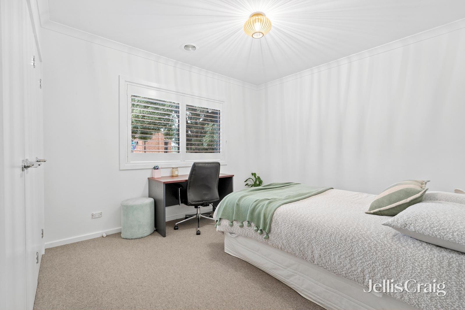 23 Dickens Street, Blackburn image 11