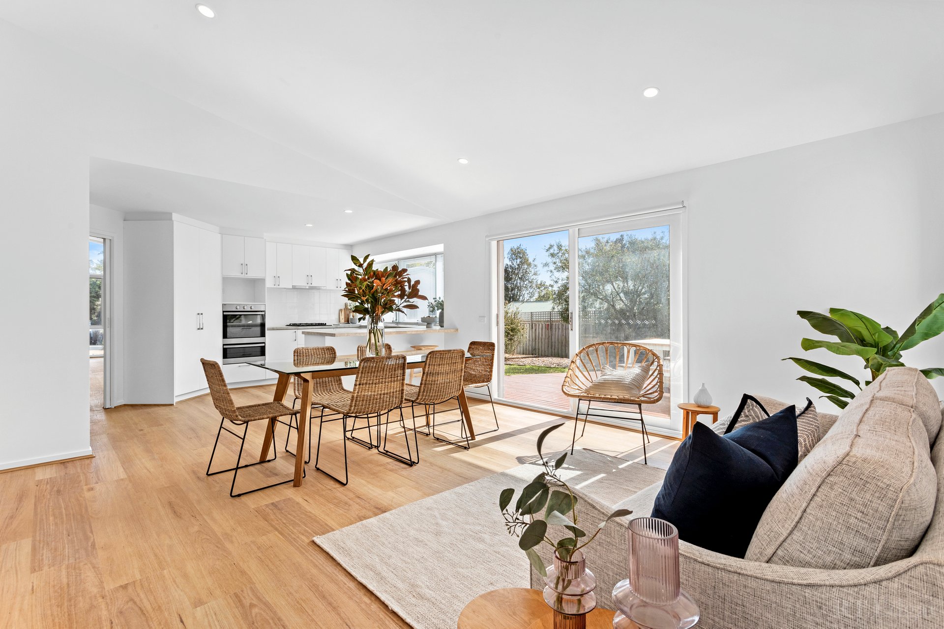 Property Gallery Thumbnail 6