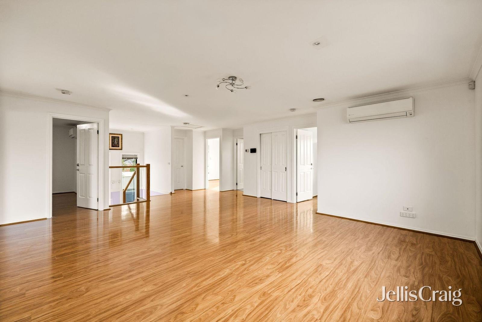 23 Dunbarrim Avenue, Cairnlea image 10