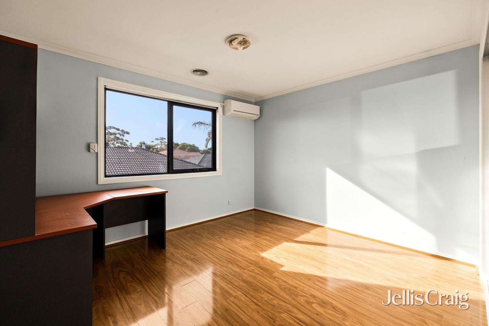 23 Dunbarrim Avenue, Cairnlea image 18