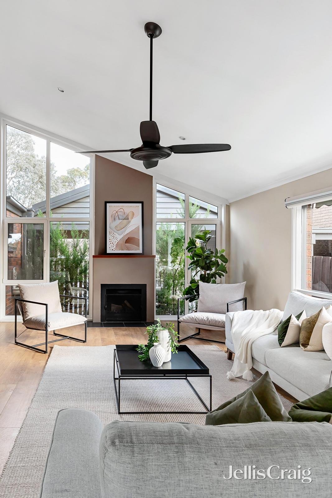 23 Eastgate Drive, Greensborough image 3