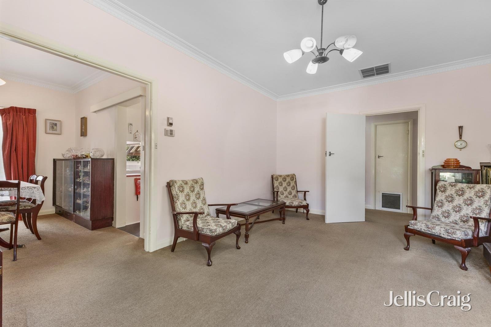 23 Edith Street, Glen Waverley image 4