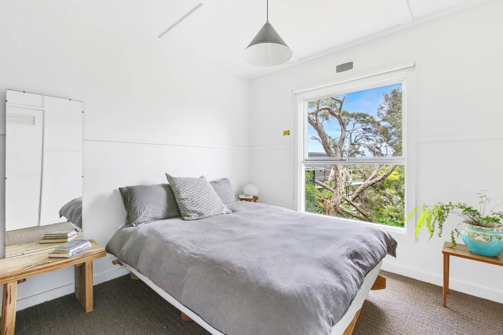 Property Gallery Thumbnail 9