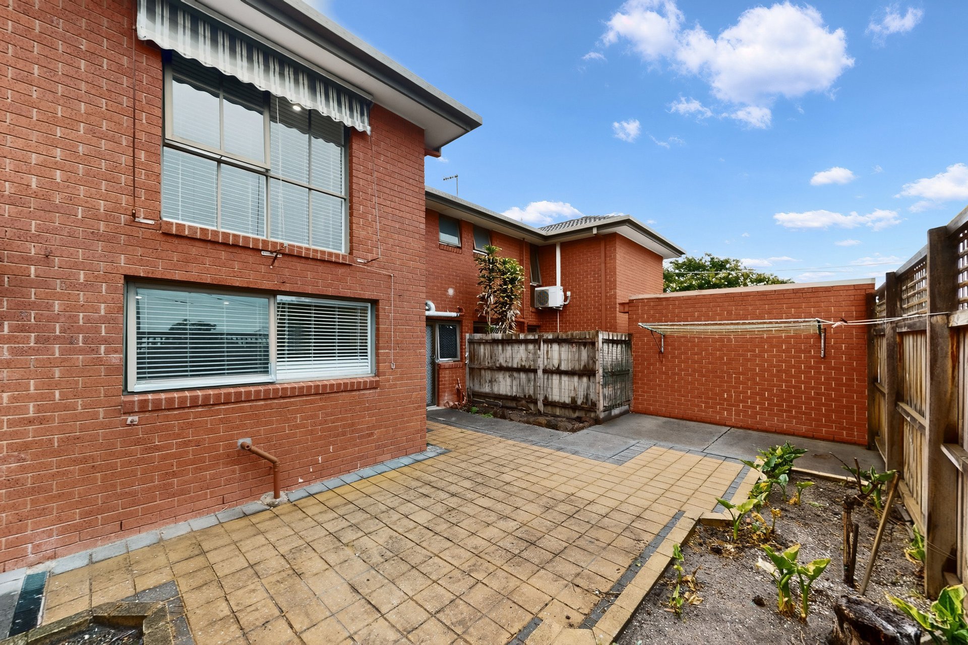 2/3 Exhibition Street, Mckinnon image 14