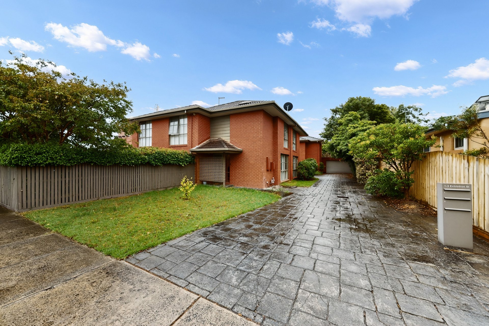 2/3 Exhibition Street, Mckinnon image 15