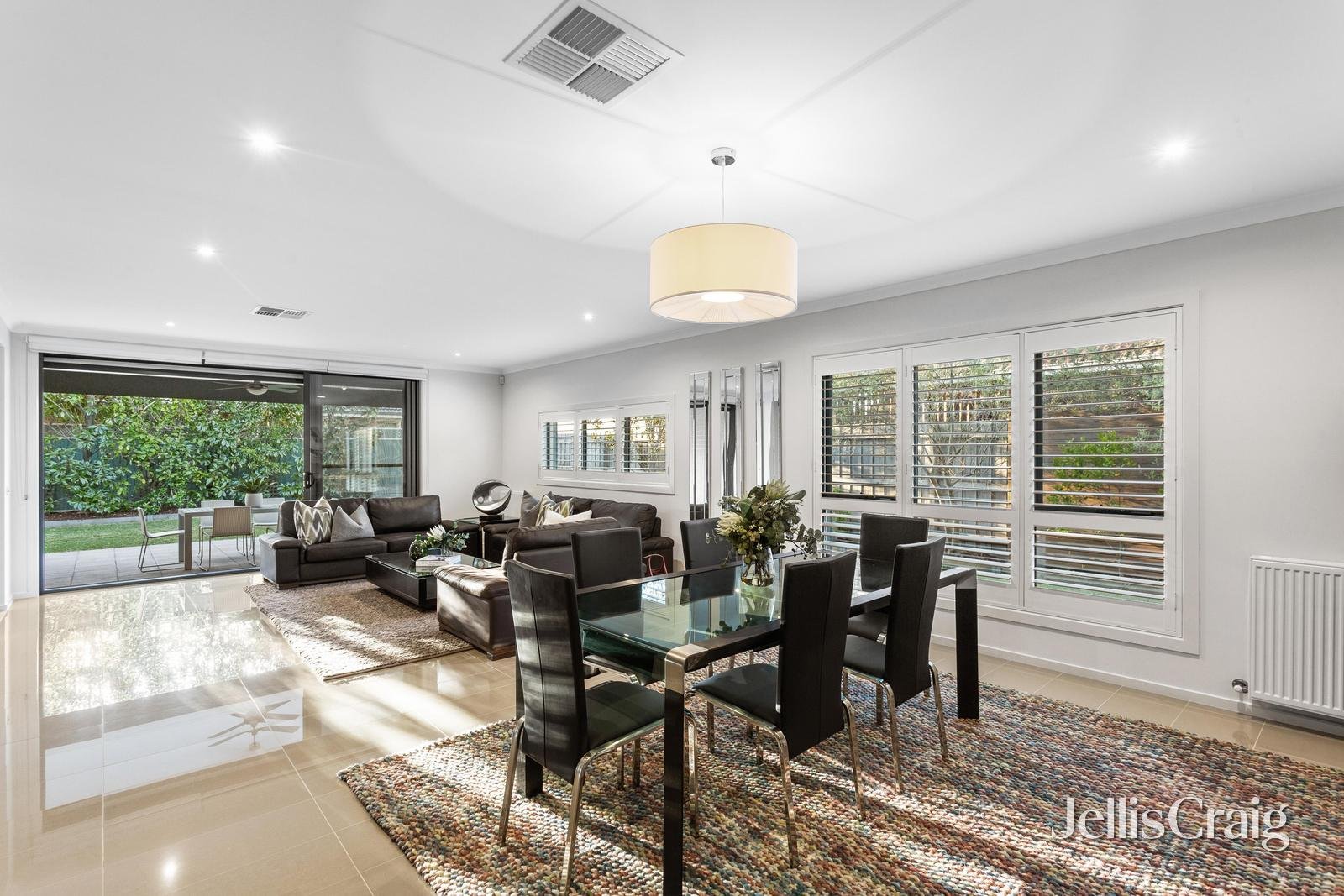 23 Fernhill Street, Glen Waverley image 4