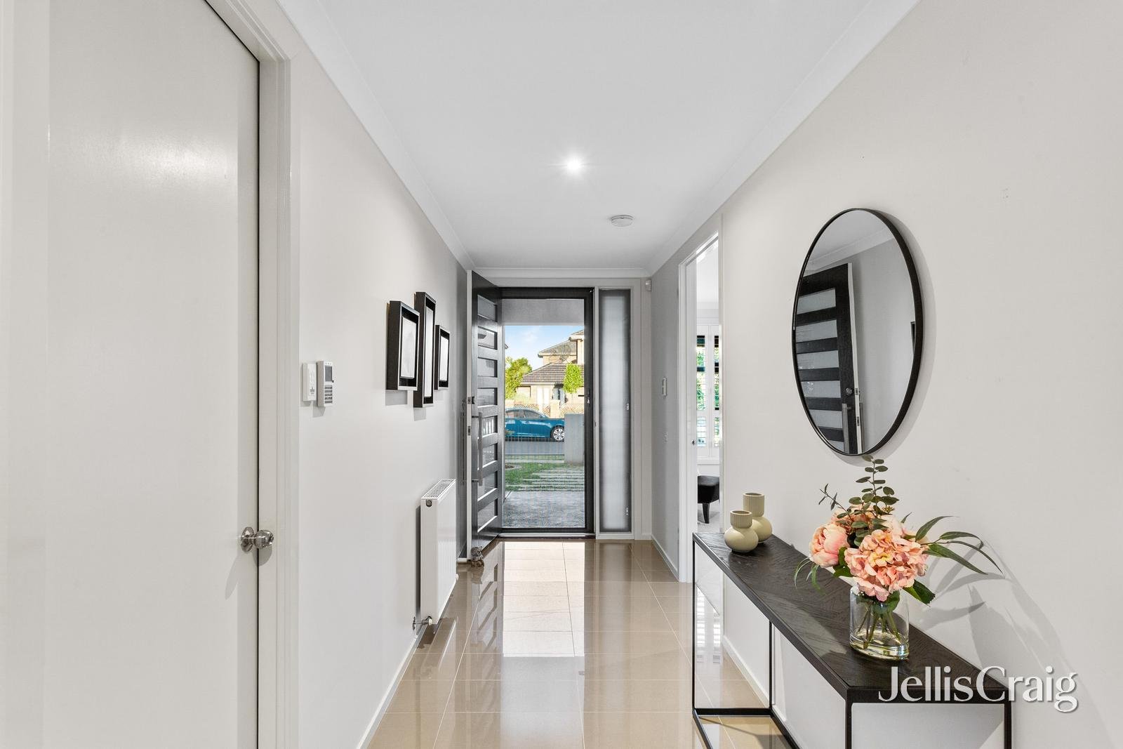 23 Fernhill Street, Glen Waverley image 5