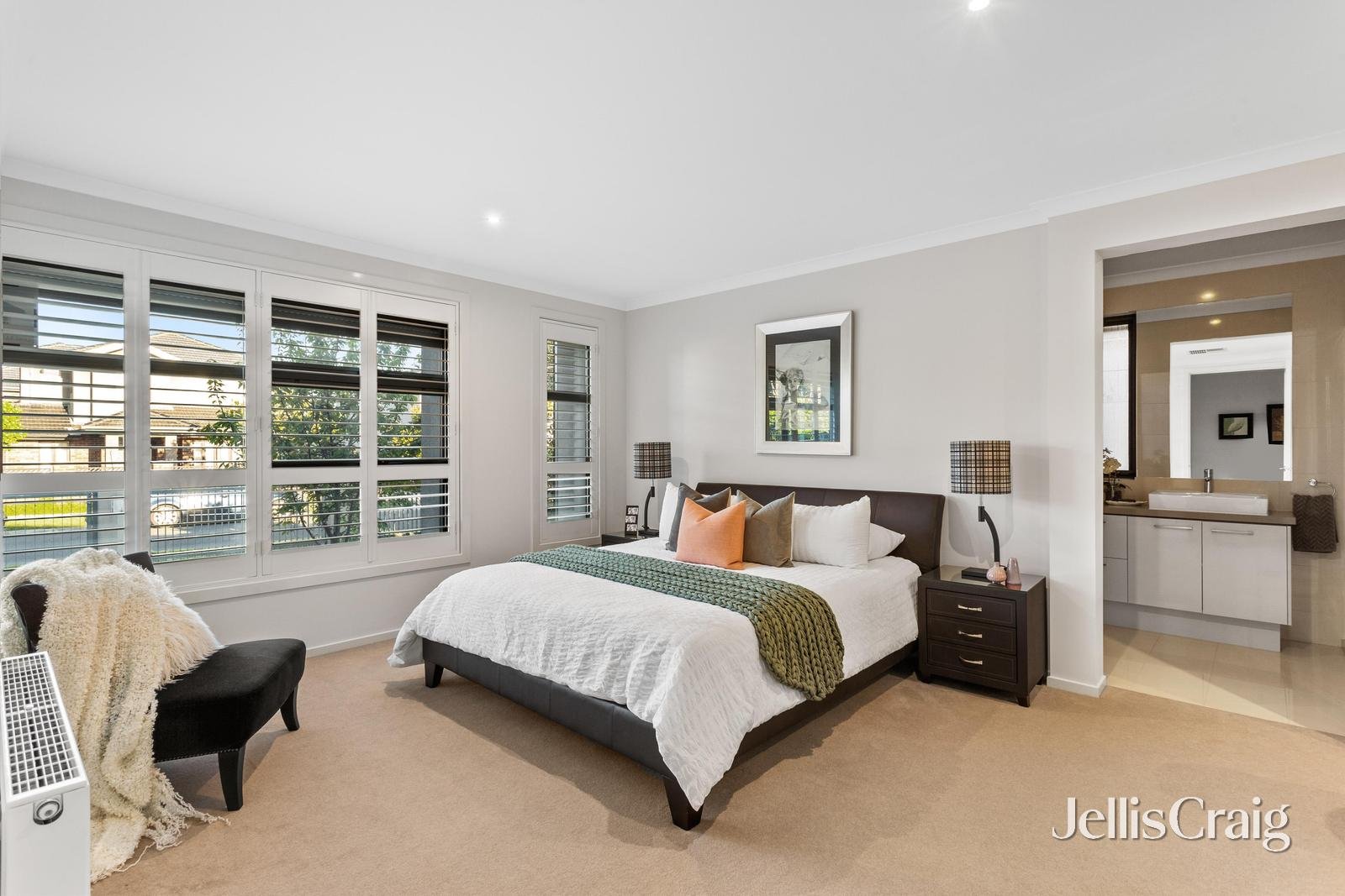 23 Fernhill Street, Glen Waverley image 7