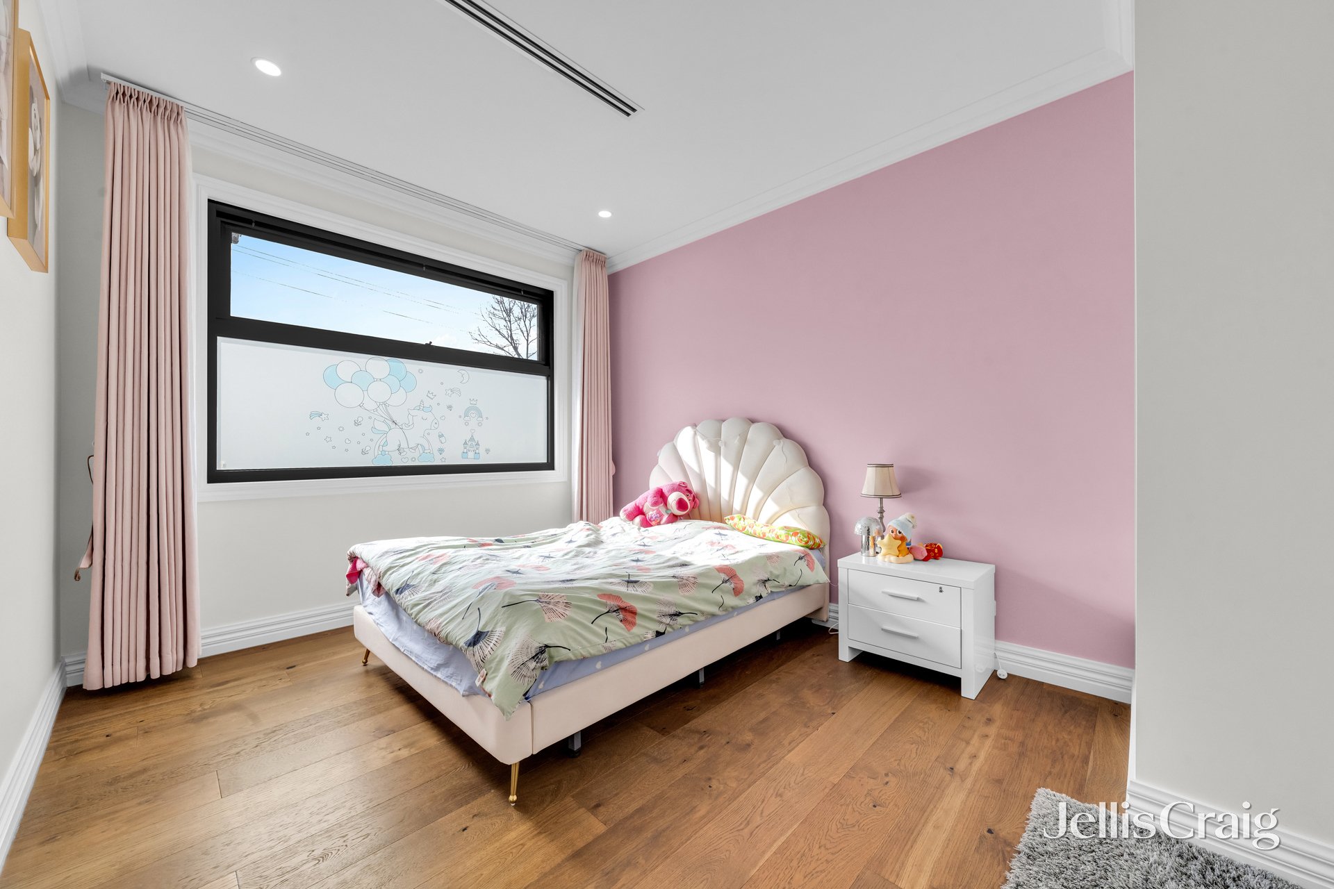 2/3 Forster Road, Mount Waverley image 6