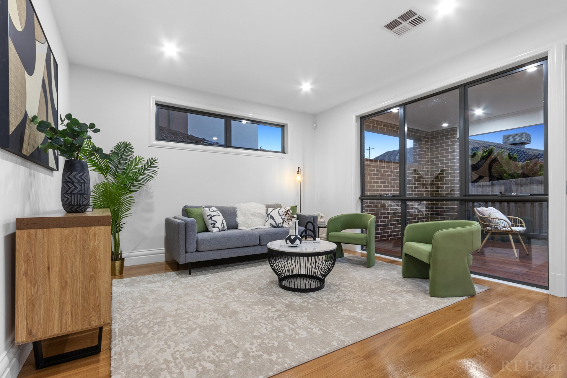Property Gallery Thumbnail 2