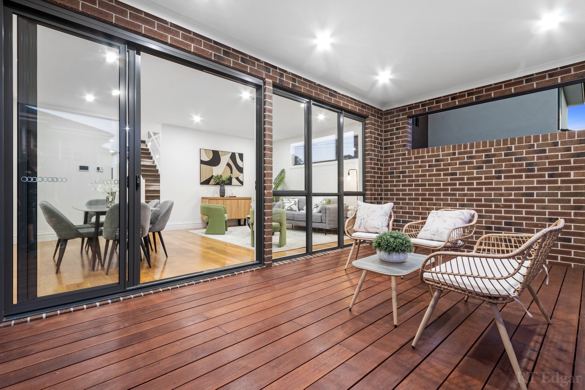 Property Gallery Thumbnail 6