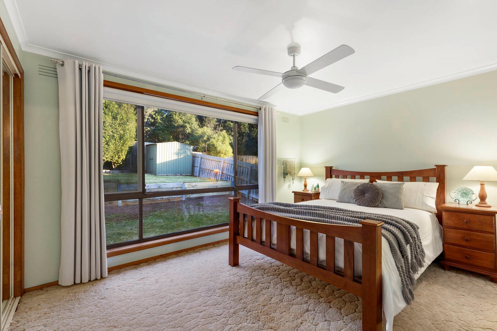 Property Gallery Thumbnail 11