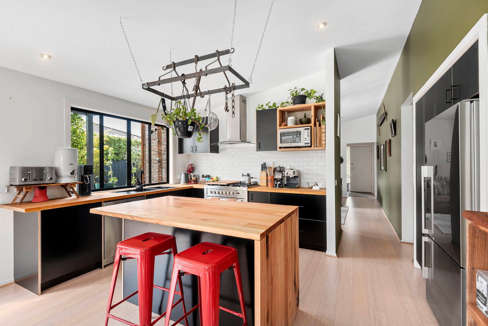 Property Gallery Thumbnail 4