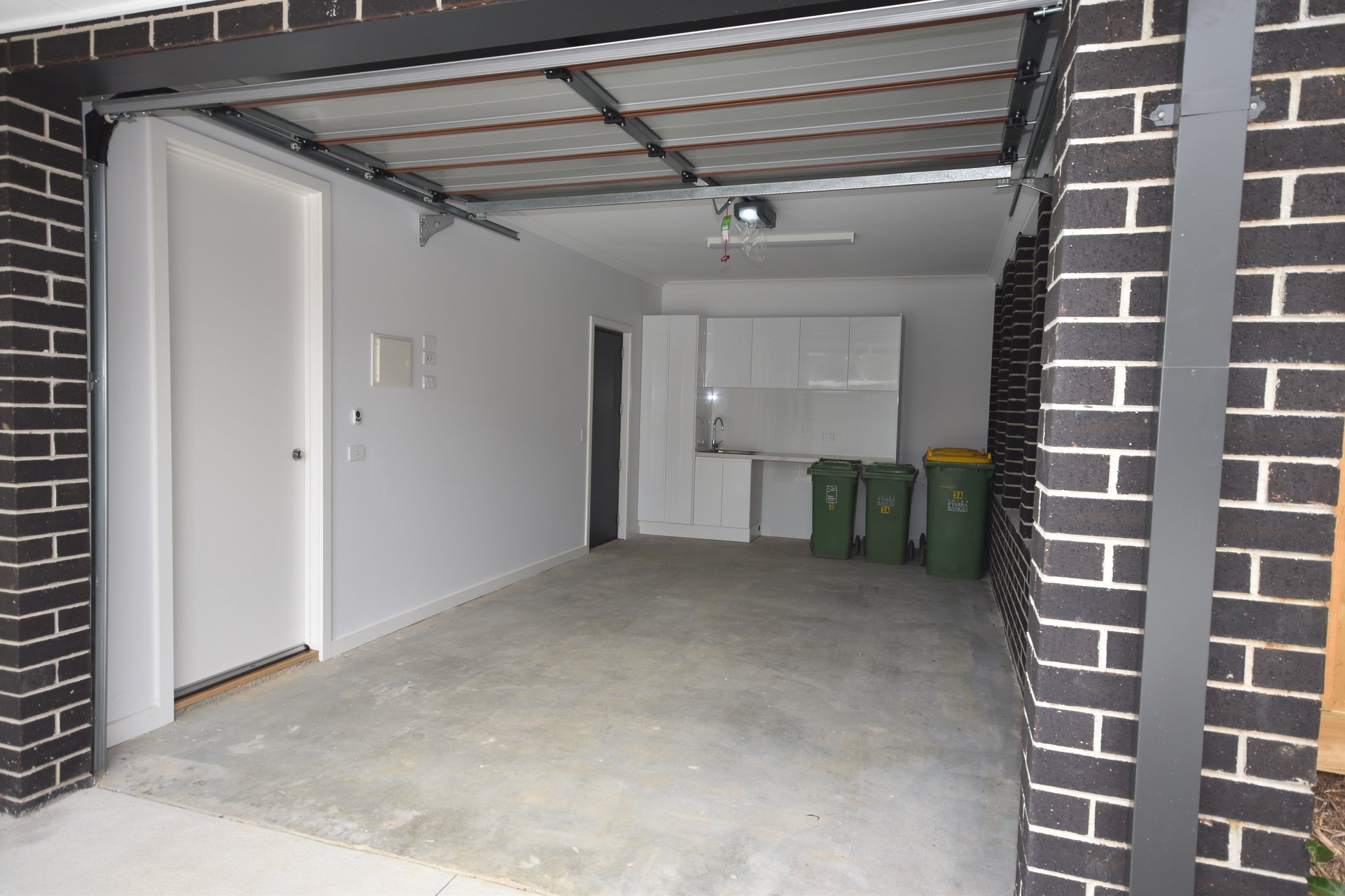 2/3 Glen Dhu Road, Kilsyth image 3