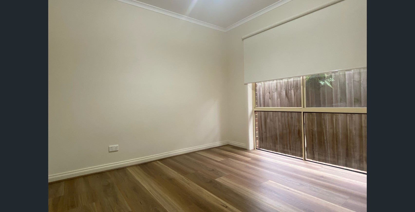 2/3 Glen Road, Glen Waverley image 4