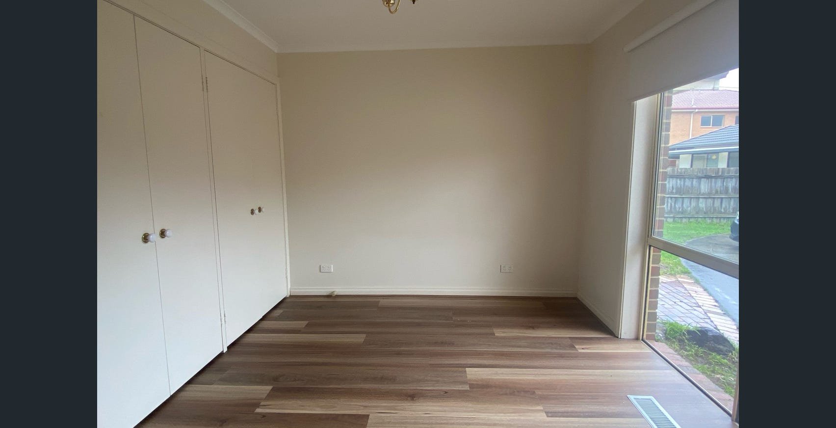 2/3 Glen Road, Glen Waverley image 5