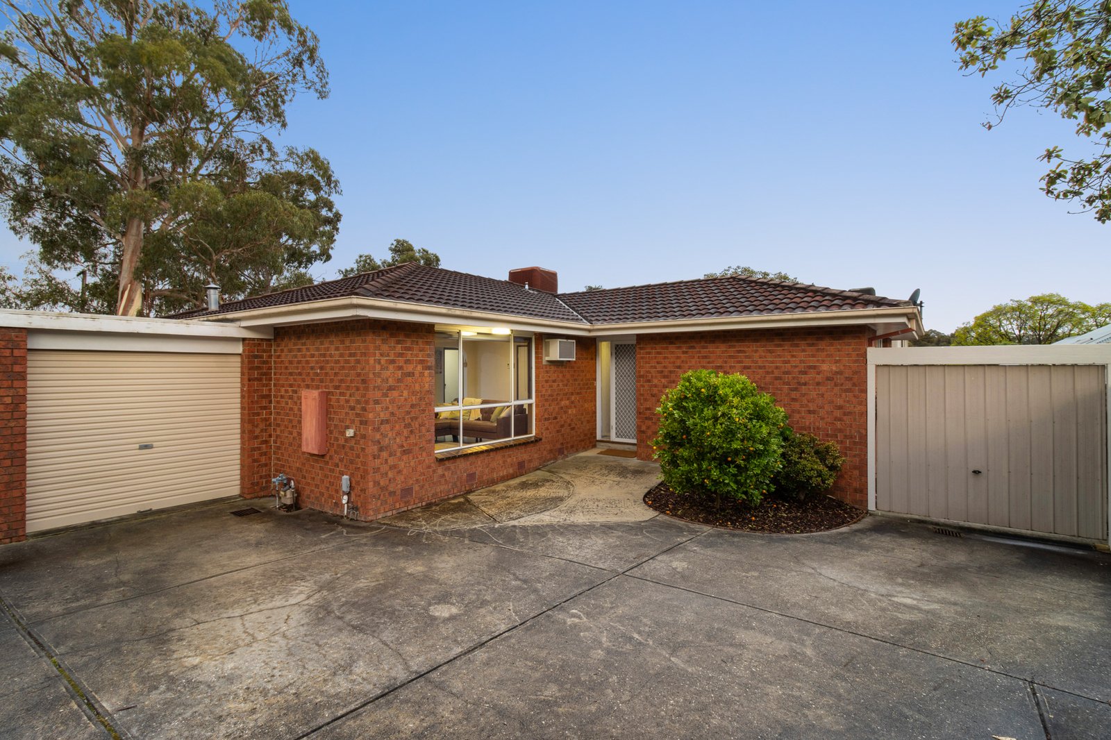 Property Gallery - Main Image