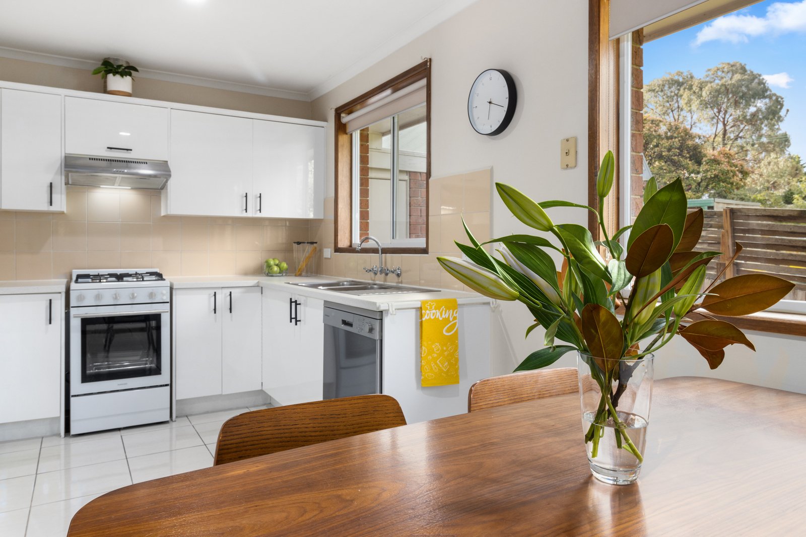 Property Gallery Thumbnail 3