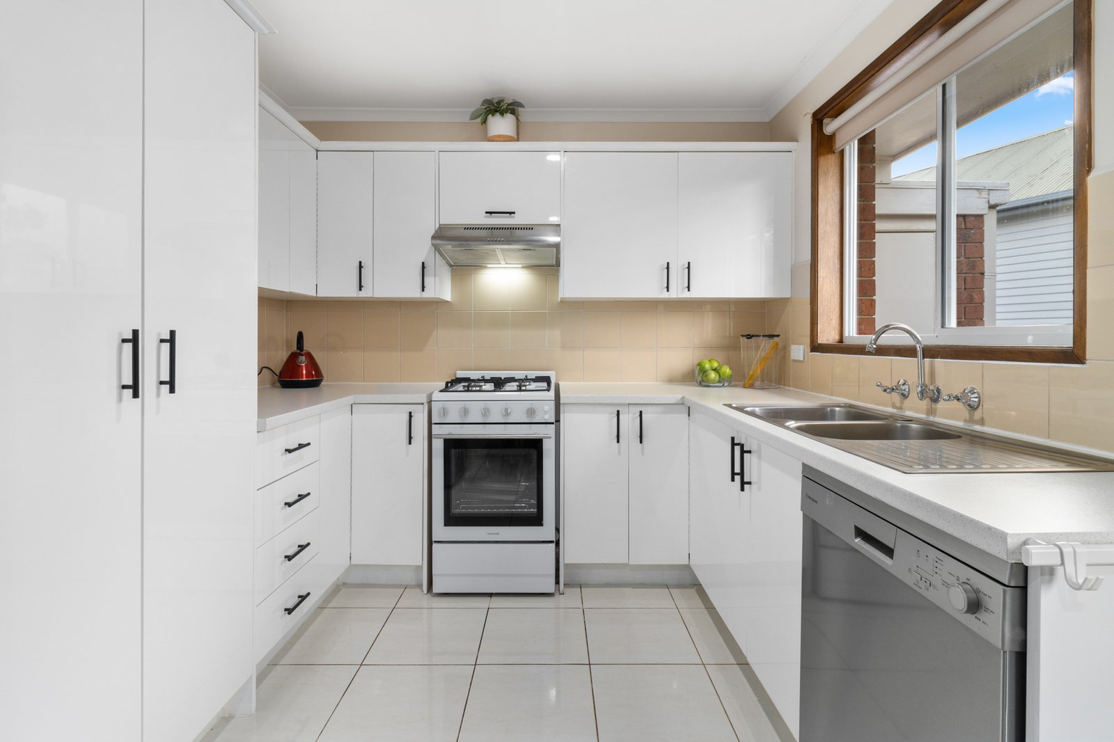 Property Gallery Thumbnail 4
