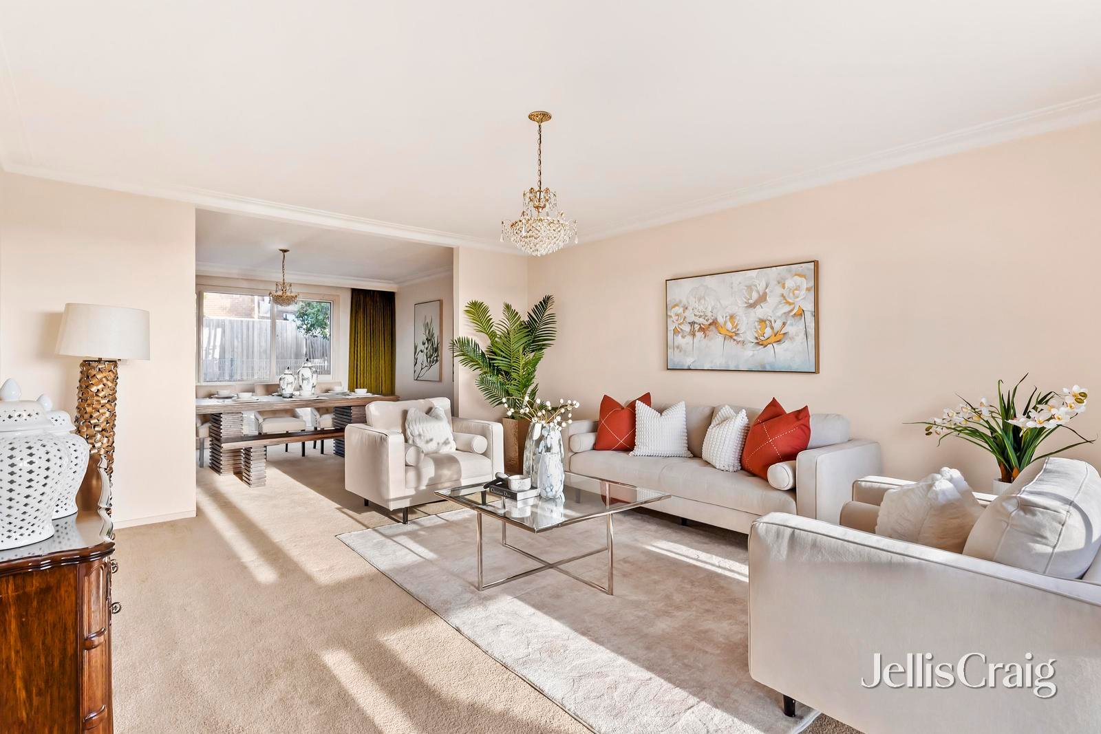 23 Golden Way, Bulleen image 2