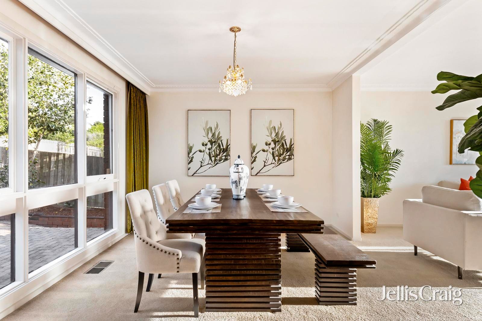 23 Golden Way, Bulleen image 4