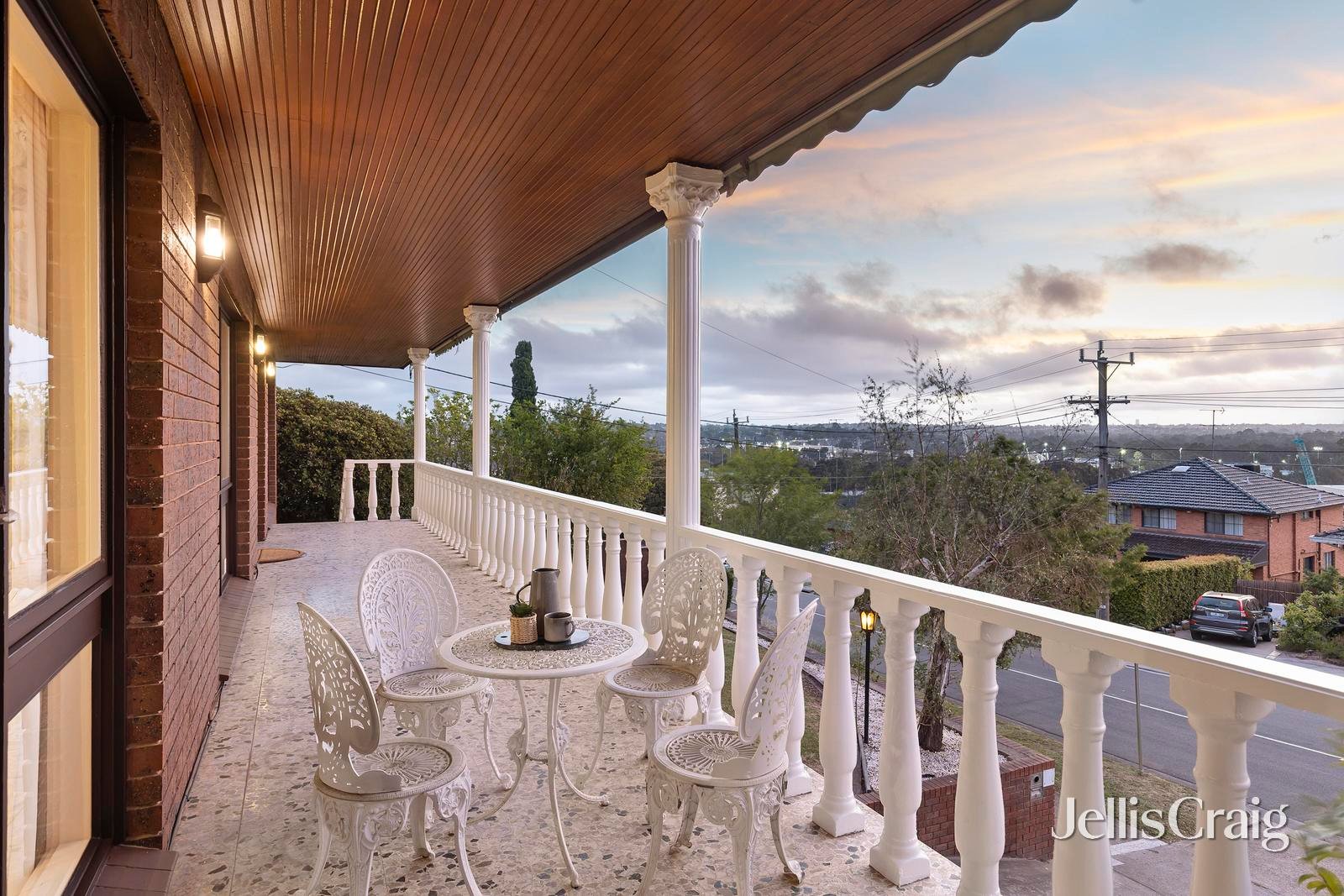 23 Golden Way, Bulleen image 13