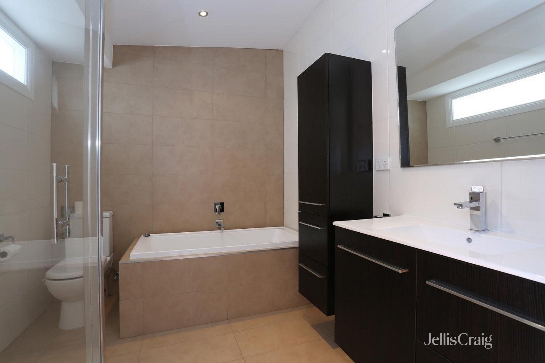 23 Gordon Grove, Northcote image 4