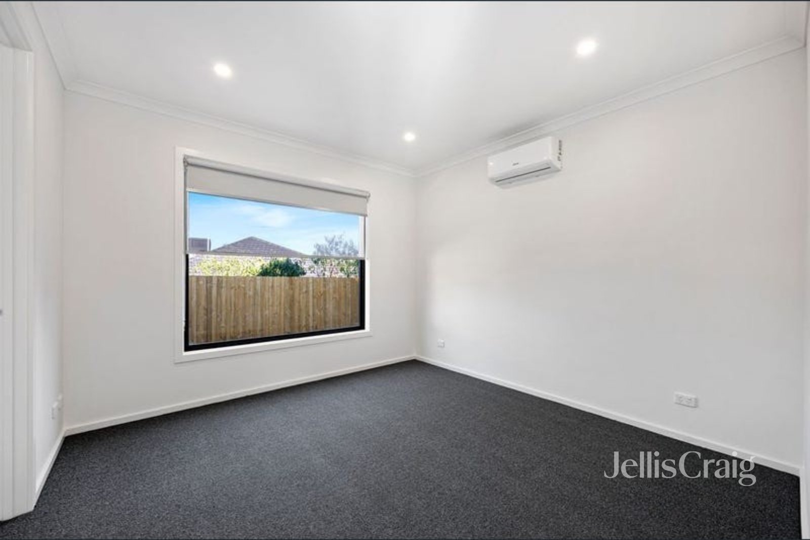 2/3 Greenhill Road, Greensborough image 5