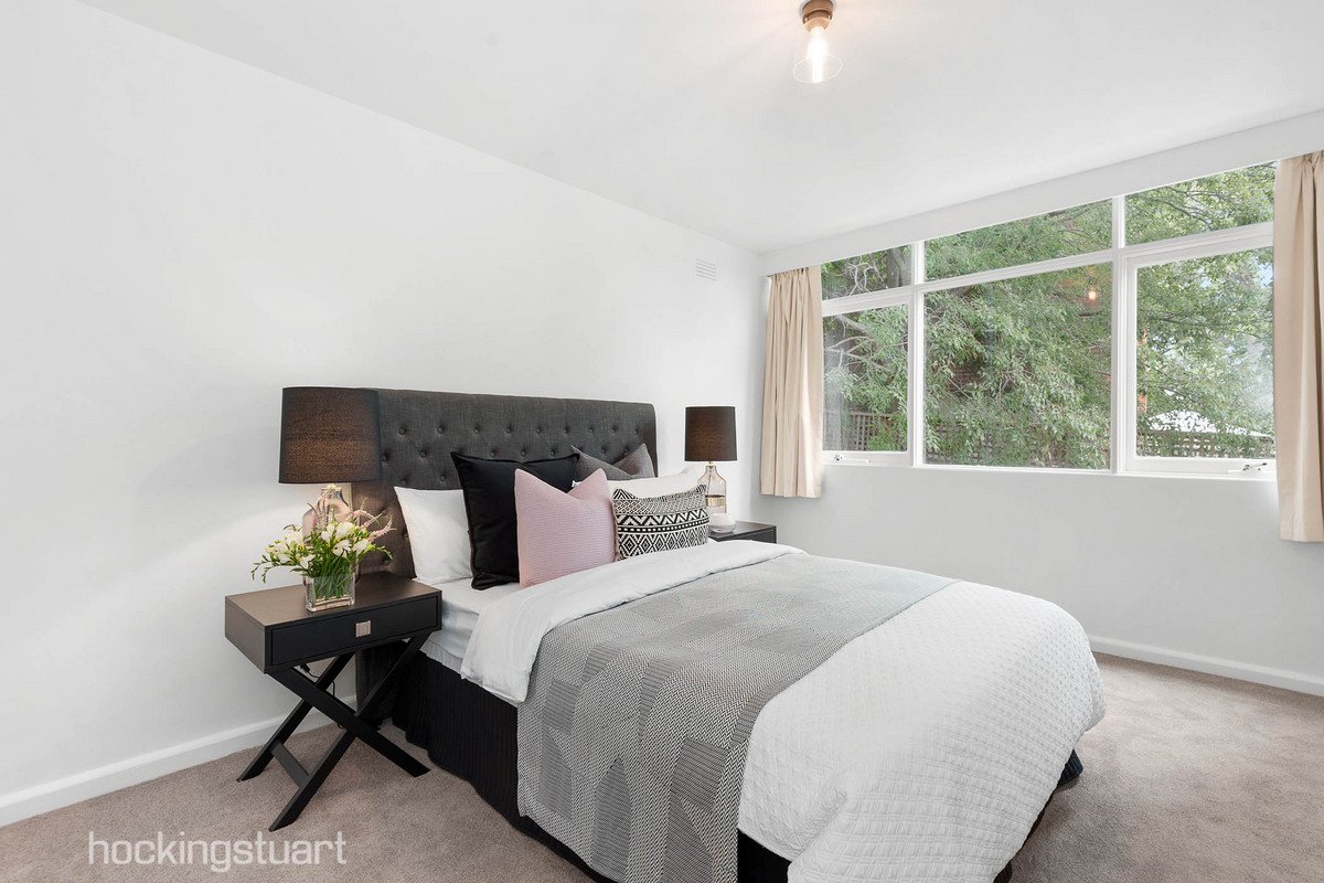 2/3 Harrison Crescent, Hawthorn image 6