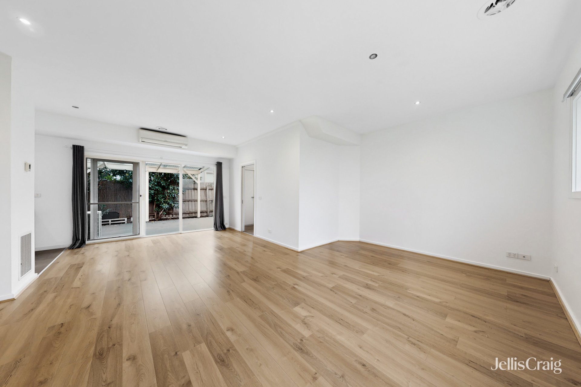 2/3 Havelock Street, Maidstone image 6