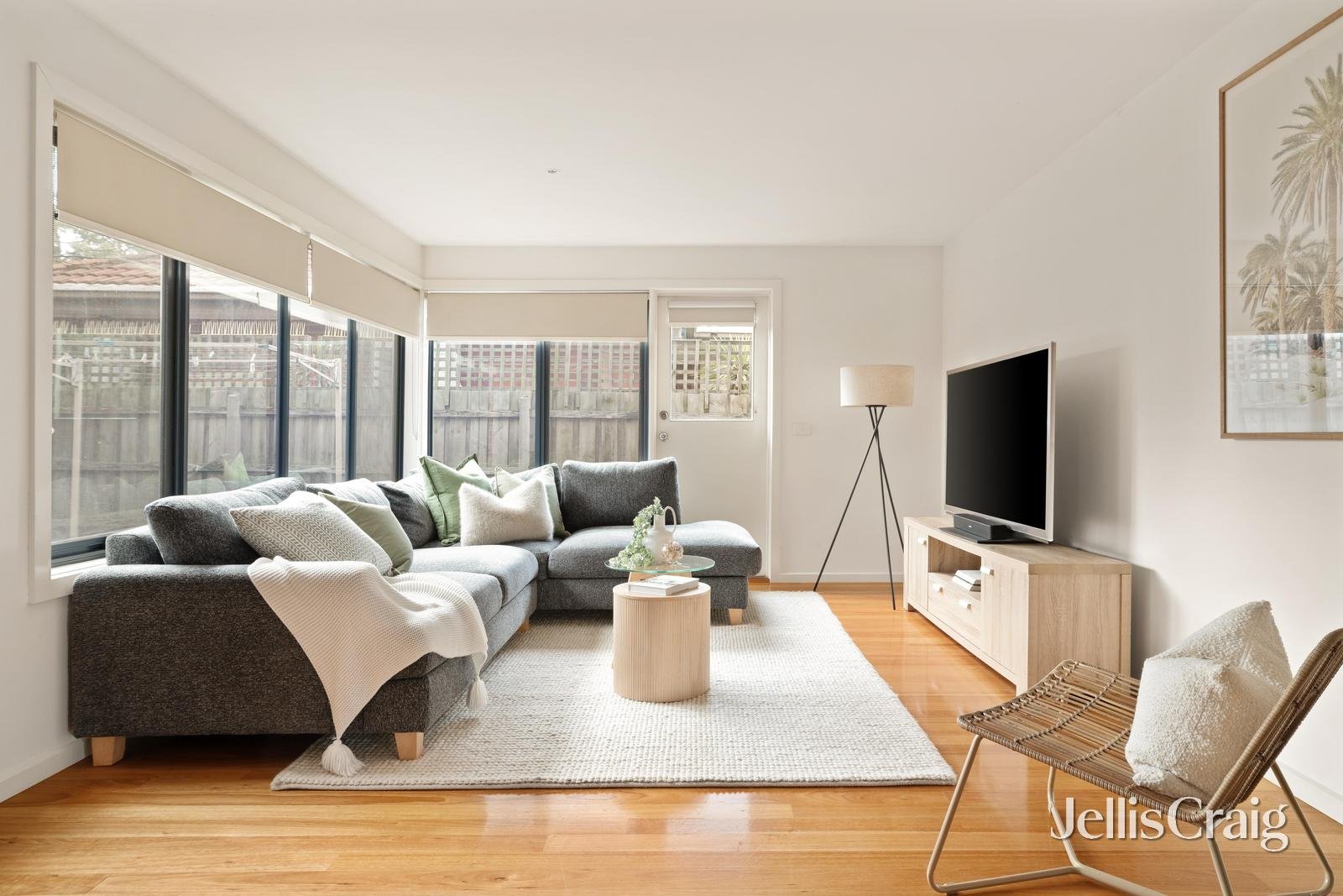 2/3 Hermitage Street, Cheltenham image 3
