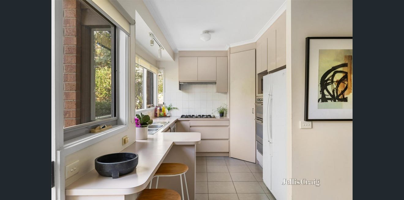 23 Hilda Street, Balwyn image 3