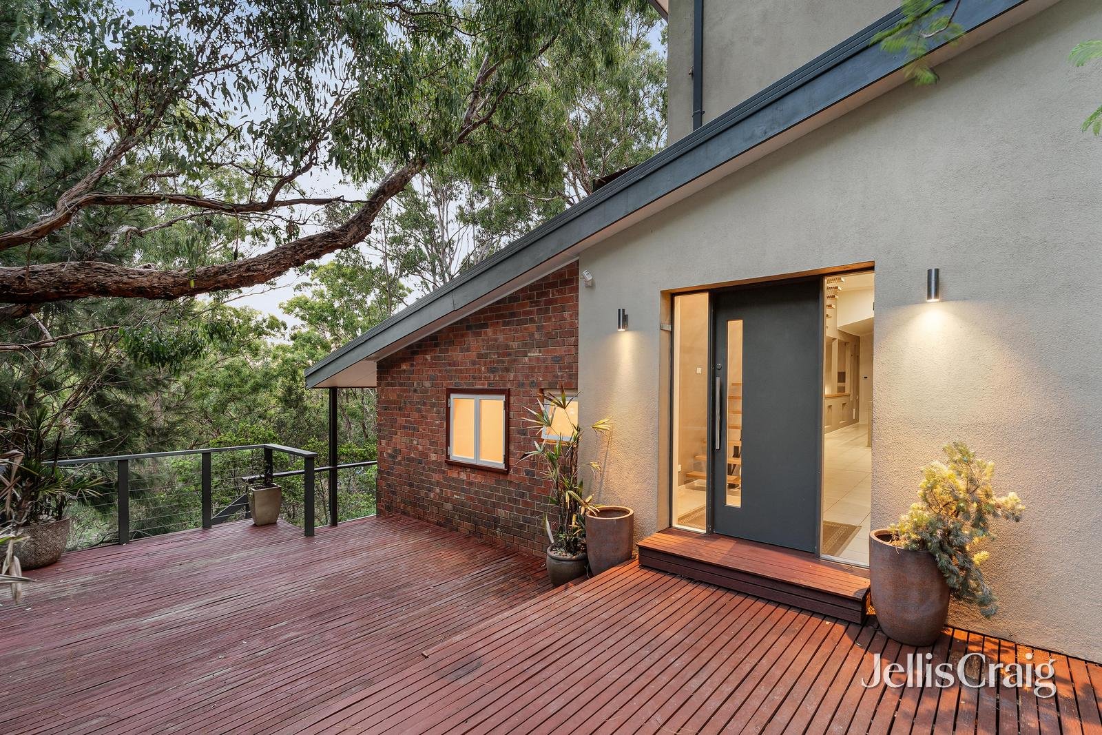 23 Hutchinson Avenue, Warrandyte image 3