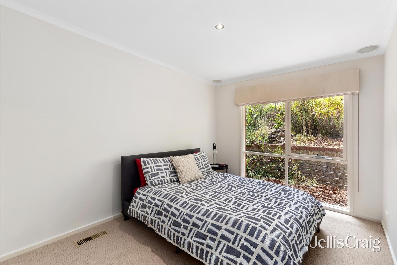 23 Hutchinson Avenue, Warrandyte image 16