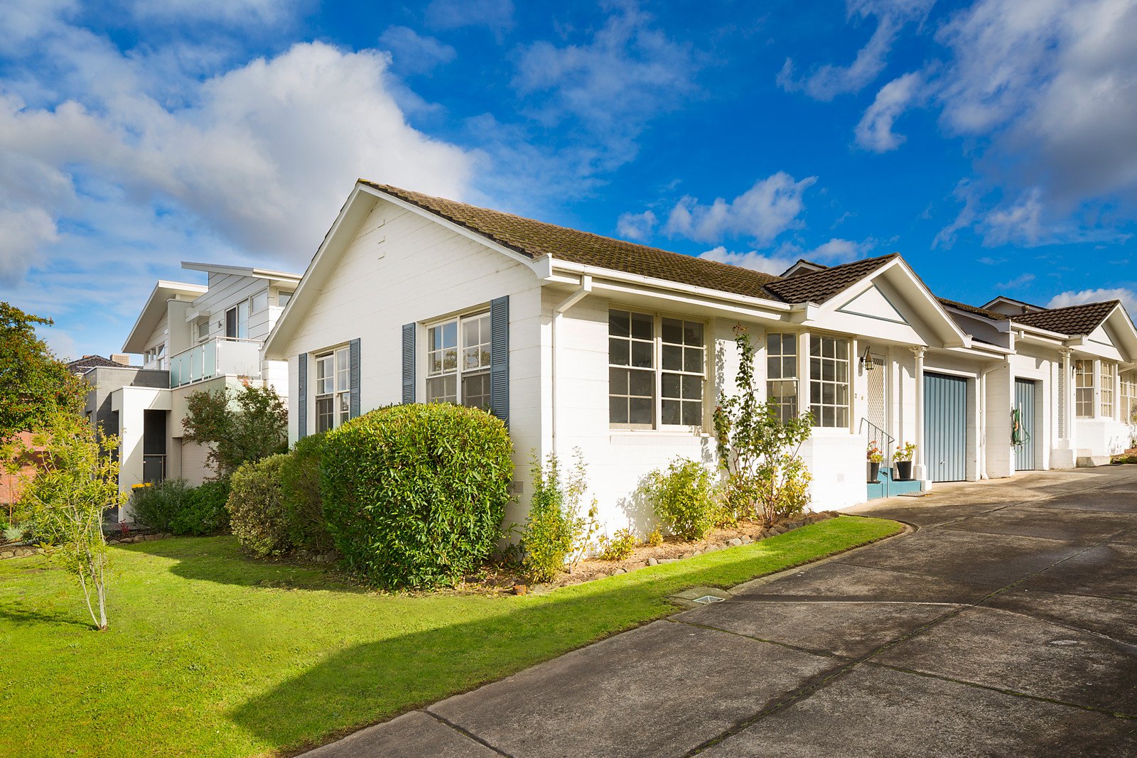 2/3 Inglisby Road, Mont Albert VIC 3127