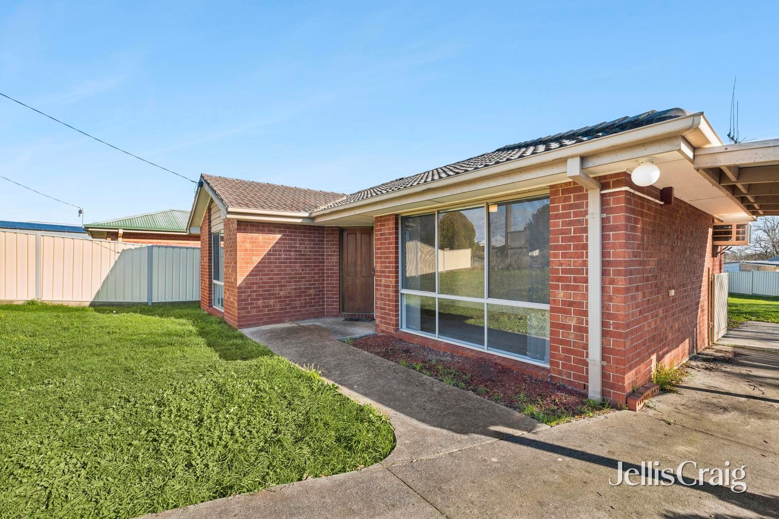23 Jacobs Avenue, Kyneton image 1