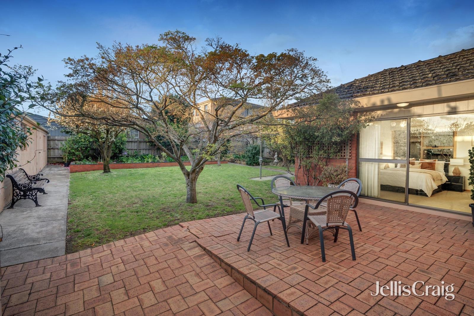 23 Jacqueline Road, Mount Waverley image 12