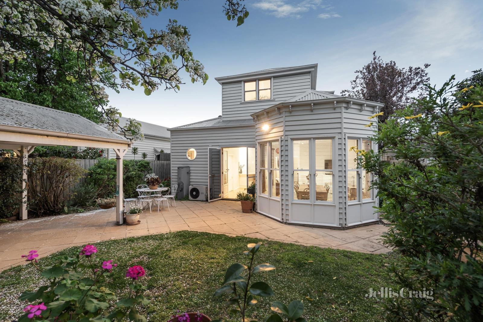 23 Johnson Street, Hawthorn image 4