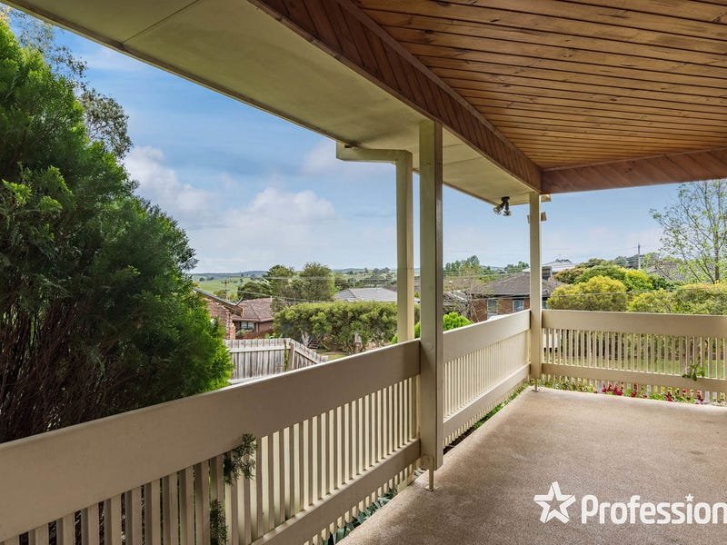 23 Lancaster Place, Chirnside Park image 2