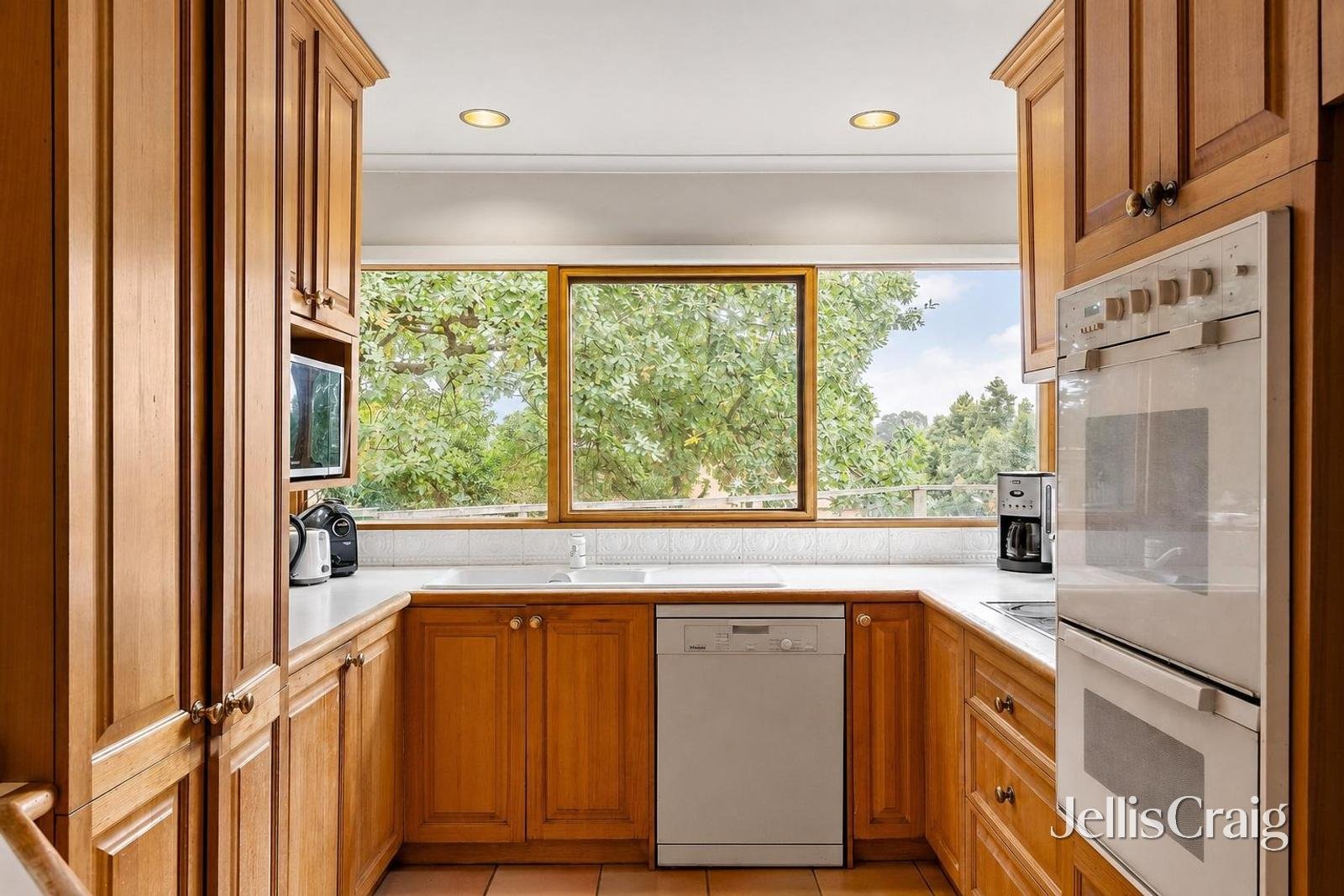 23 Landen Avenue, Balwyn&nbsp;North image 6