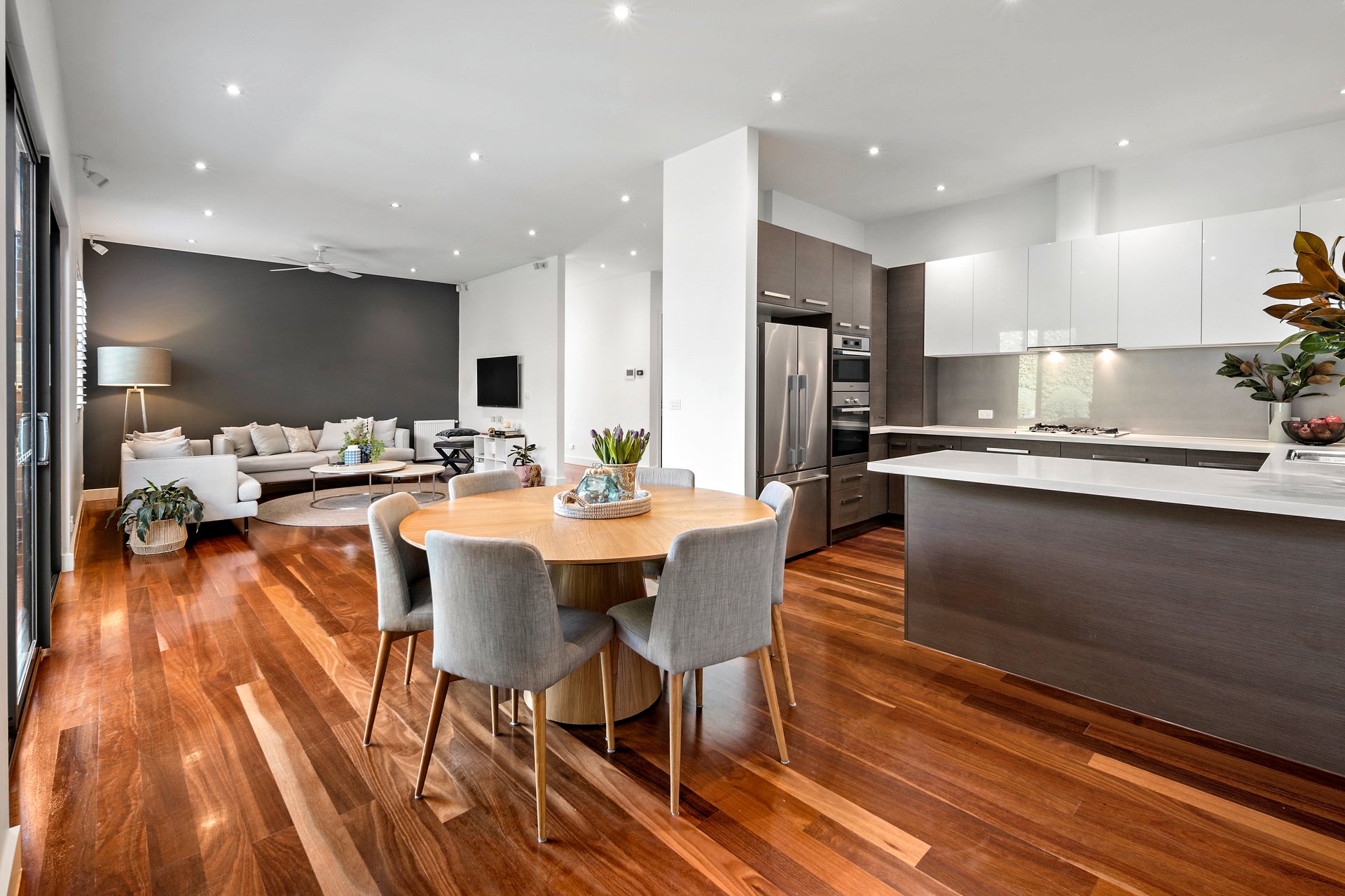 Property Gallery Thumbnail 2
