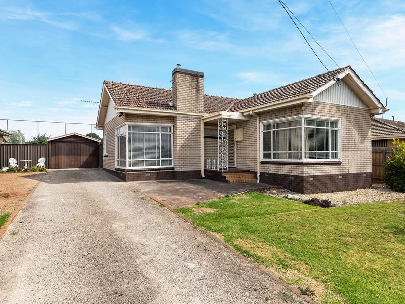 23 Laurence Avenue, AIRPORT WEST VIC 3042