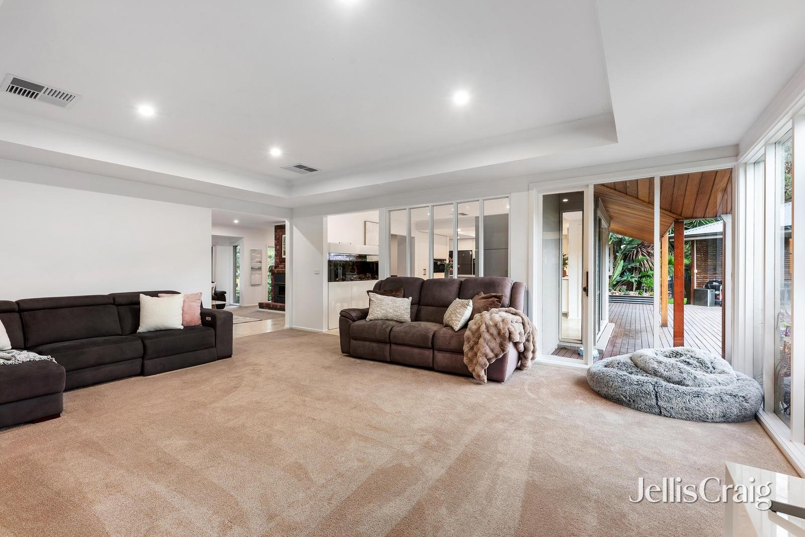 23 Limassol Court, Donvale image 8