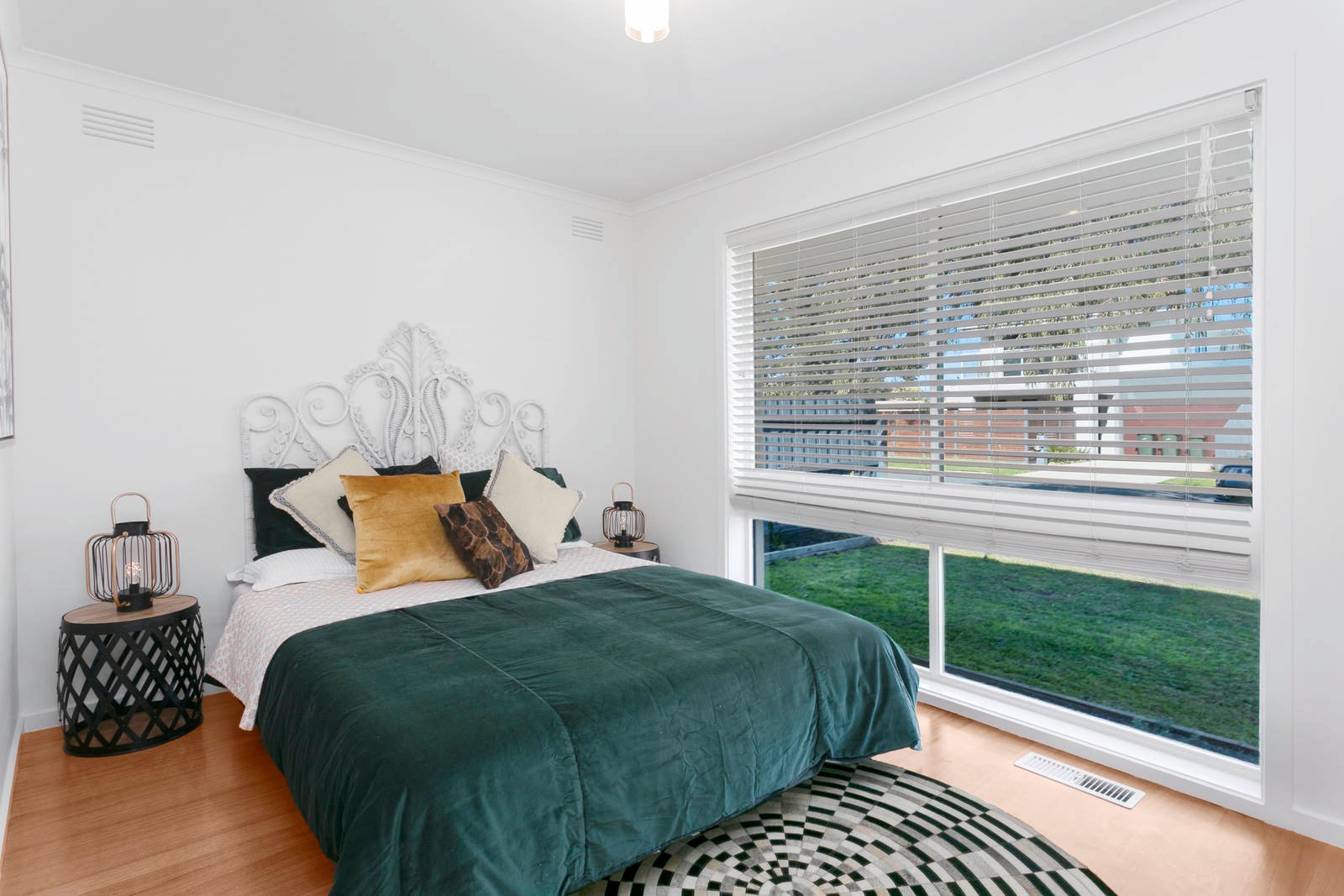 Property Gallery Thumbnail 7