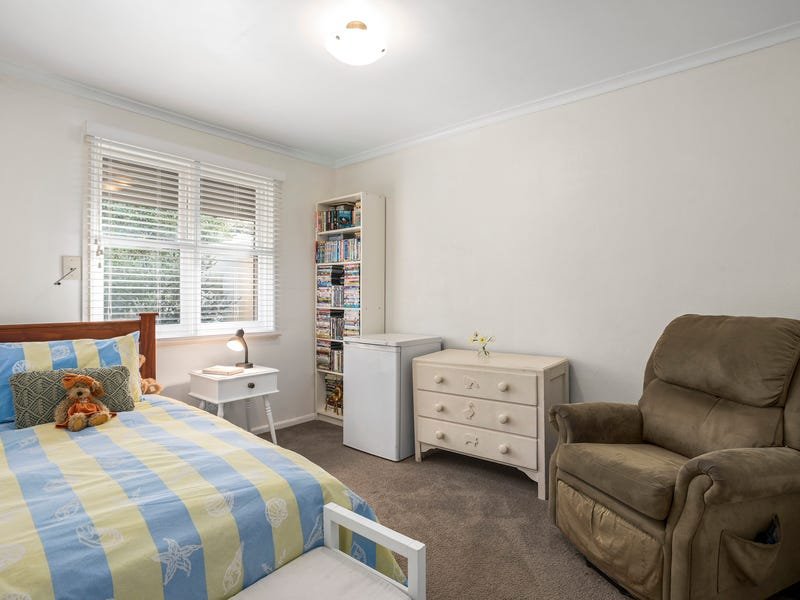 Property Gallery Thumbnail 7