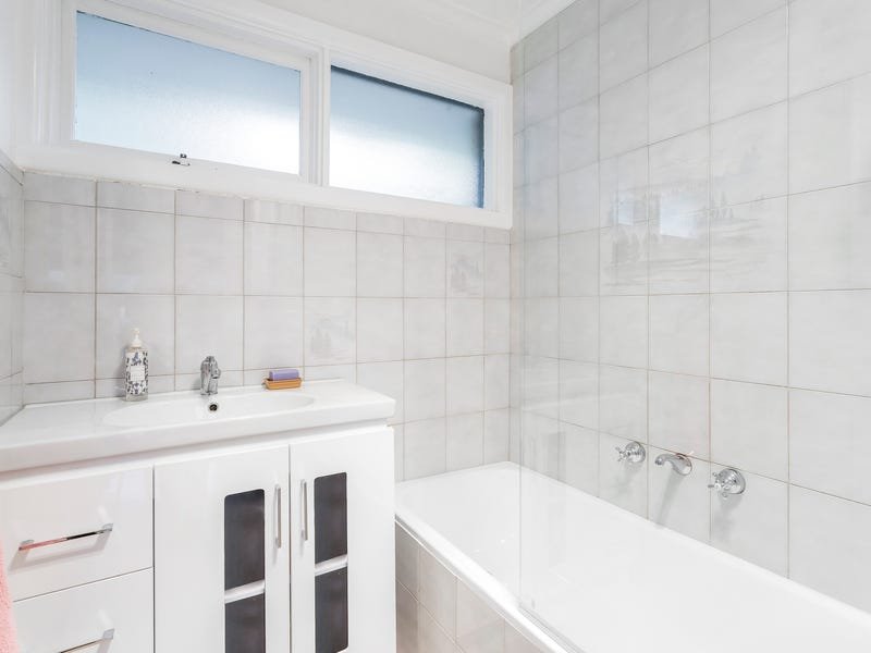 Property Gallery Thumbnail 8