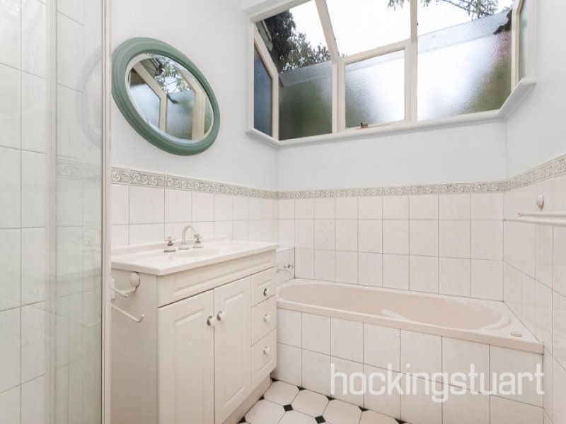 23 Malabar Road, Blackburn image 5