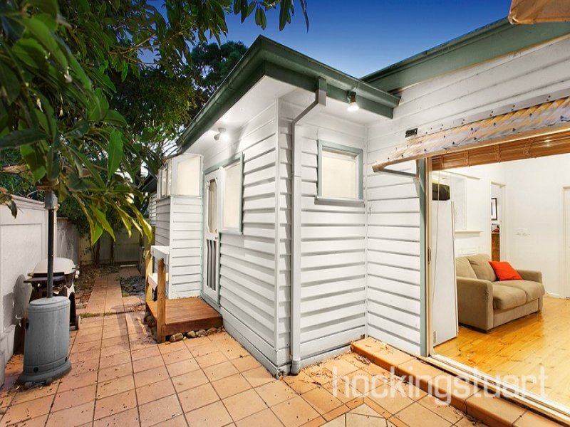 23 Malabar Road, Blackburn image 7
